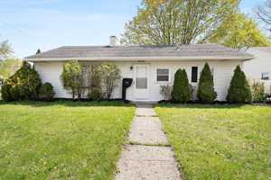 featured image of 14621 Agnes St