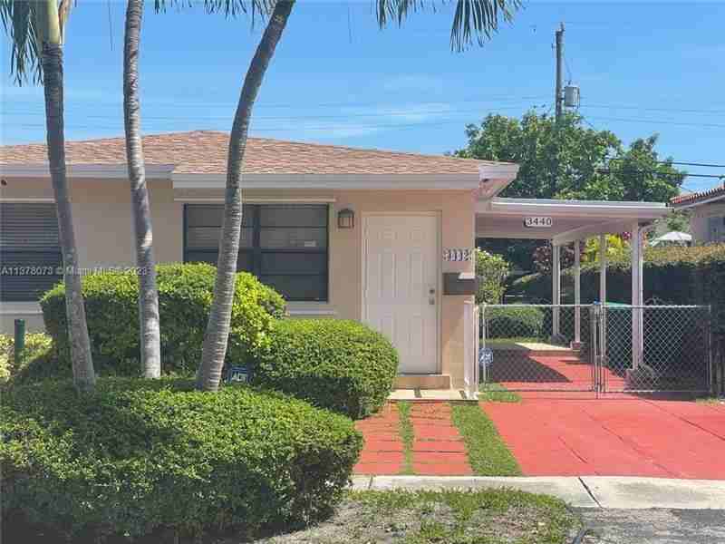 3440 Sw 25th Ter #3442 - Photo 2 of 16