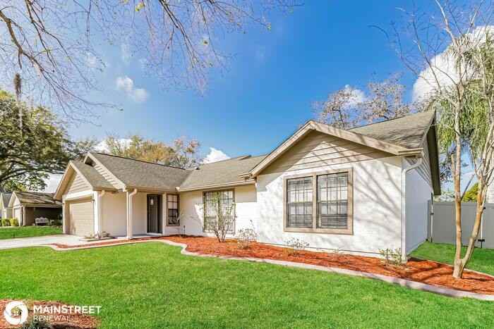 5713 Redhawk Dr - Photo 3 of 16