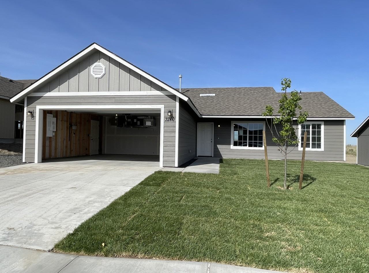 3240 High Desert Loop #NA - Photo 2 of 13