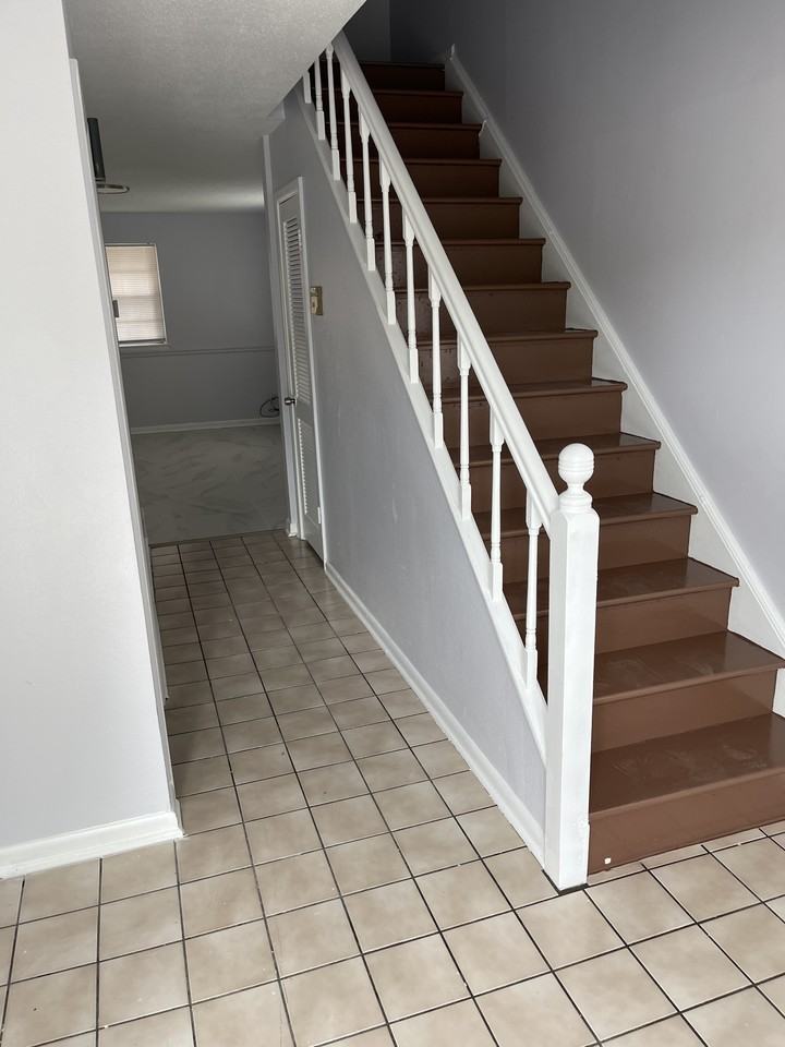 231 Wright Ave #F - Photo 2 of 16