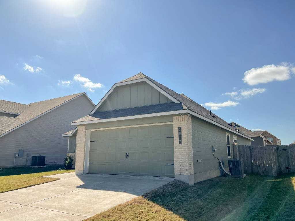 2917 Gilchrist Dr #NA - Photo 2 of 28