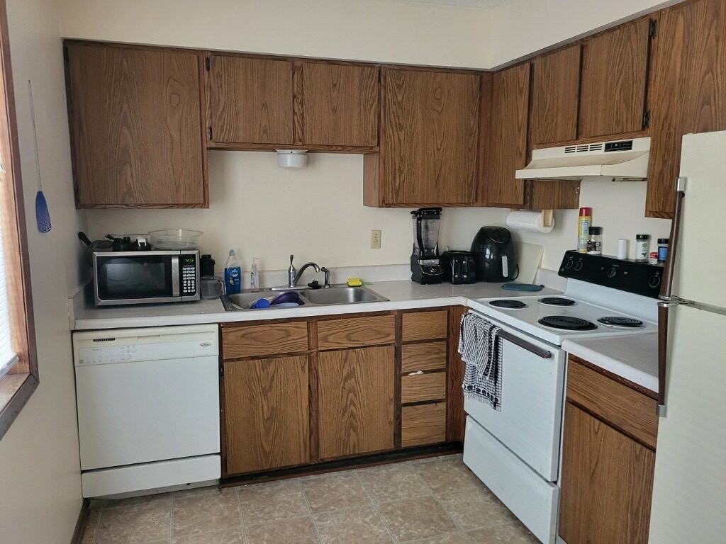 4118 Harris St #NA - Photo 3 of 12