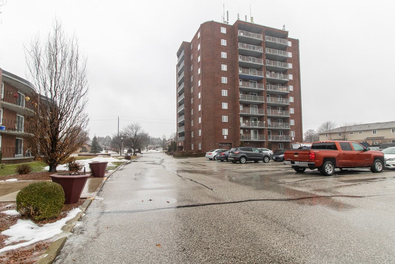 Bella Vista Apartments 300 Sherk St, Leamington, ON N8H 4N7 Zumper