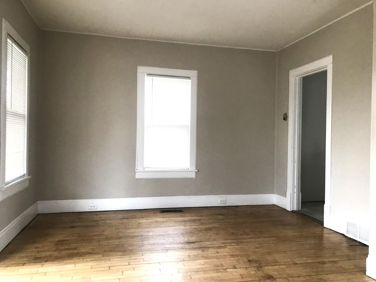 2228 Madison St Ne #0 - Photo 3 of 12