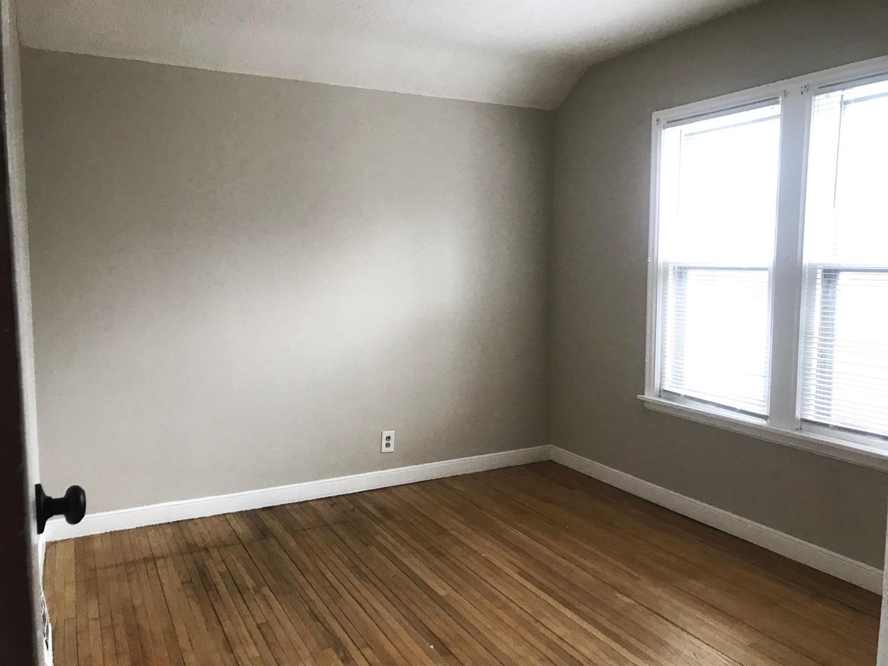 2228 Madison St Ne #0 - Photo 5 of 12