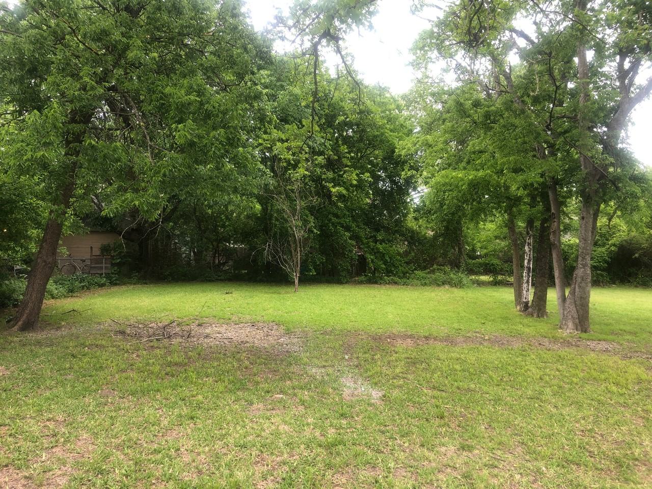 1211 Monroe St #1 - Photo 5 of 34