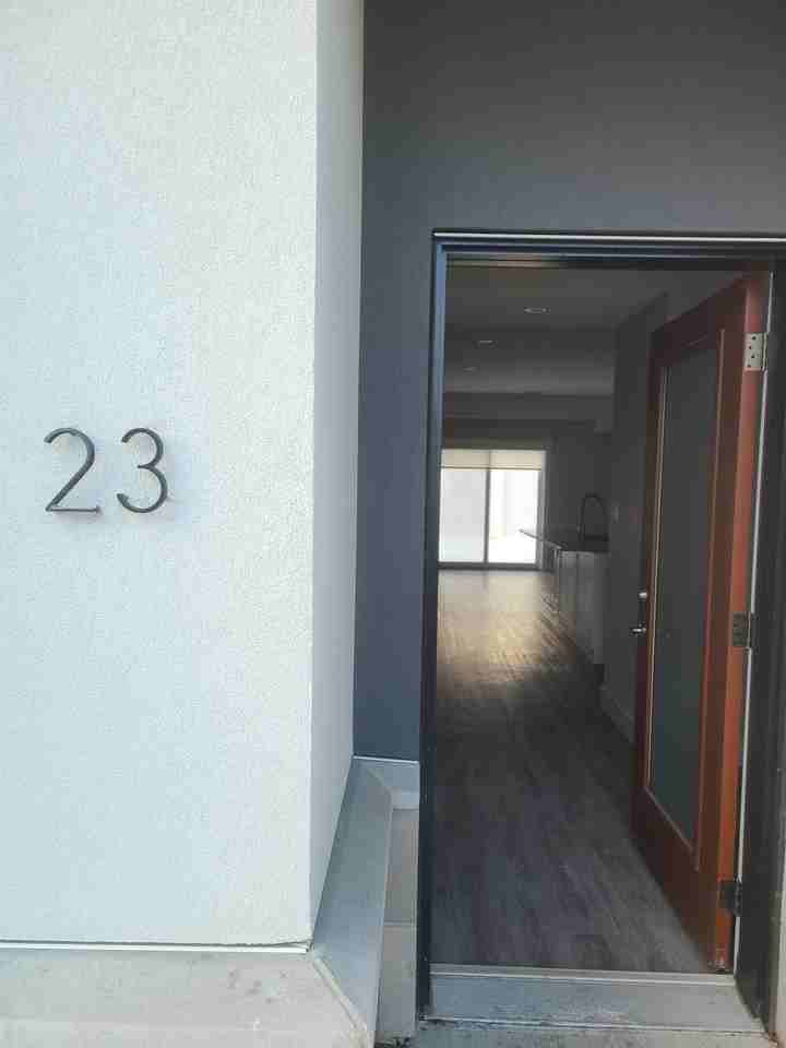 550 Sandison St #23TH - Photo 3 of 18