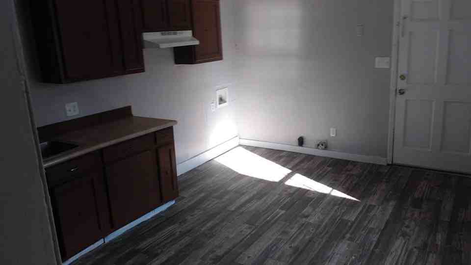 332 Ridge Ave #1 - Photo 2 of 7