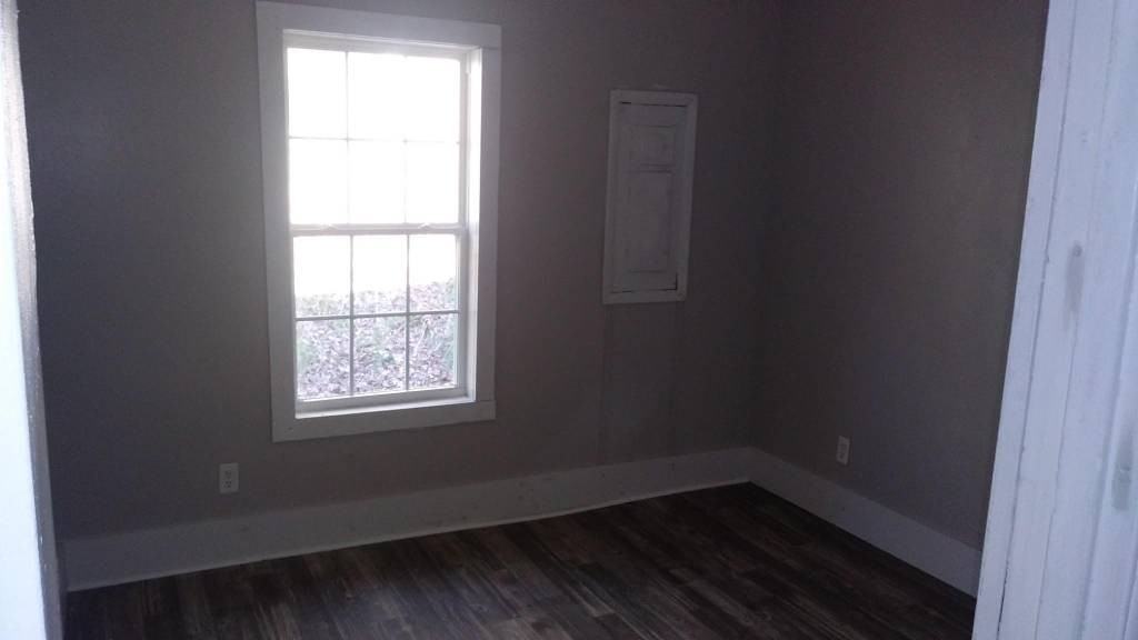 332 Ridge Ave #1 - Photo 4 of 7