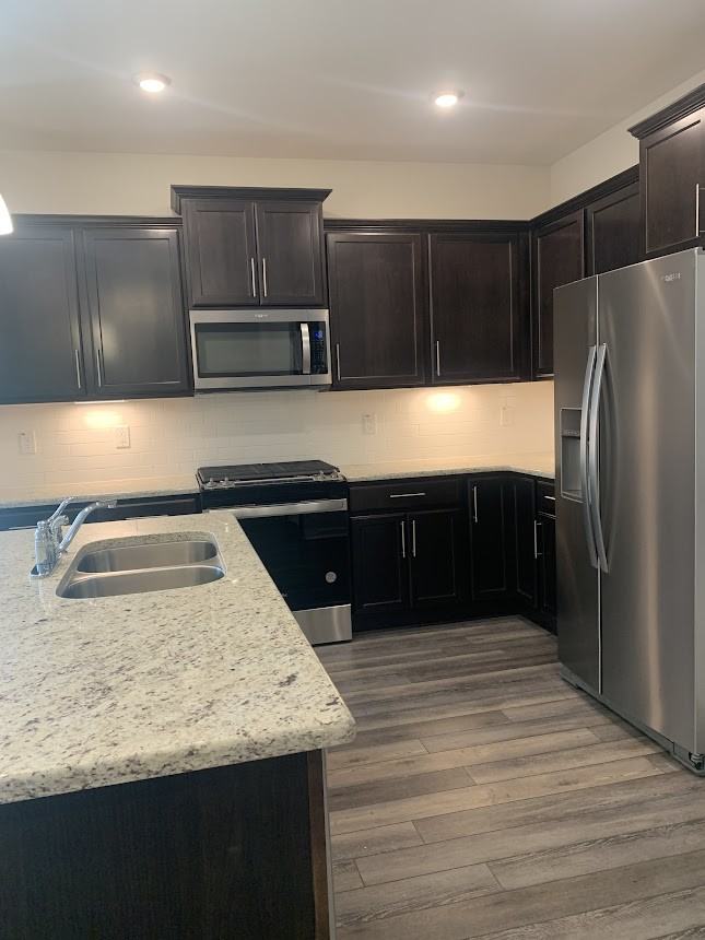 1614 Glacier Dr #1 - Photo 6 of 50