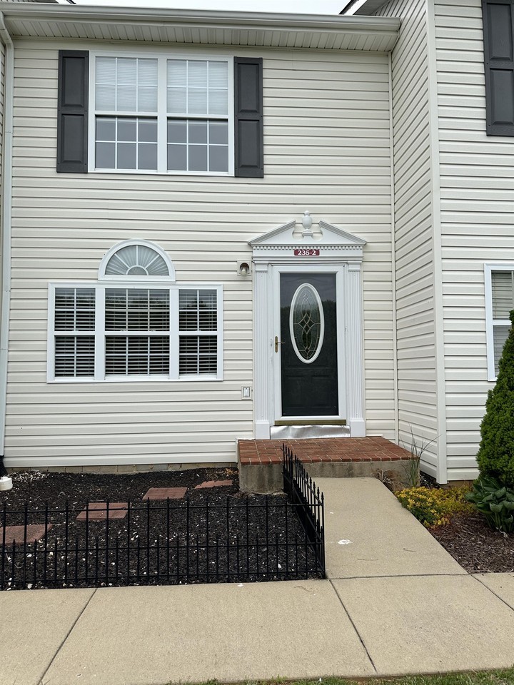 235 Amanda Ln #2 - Photo 4 of 44