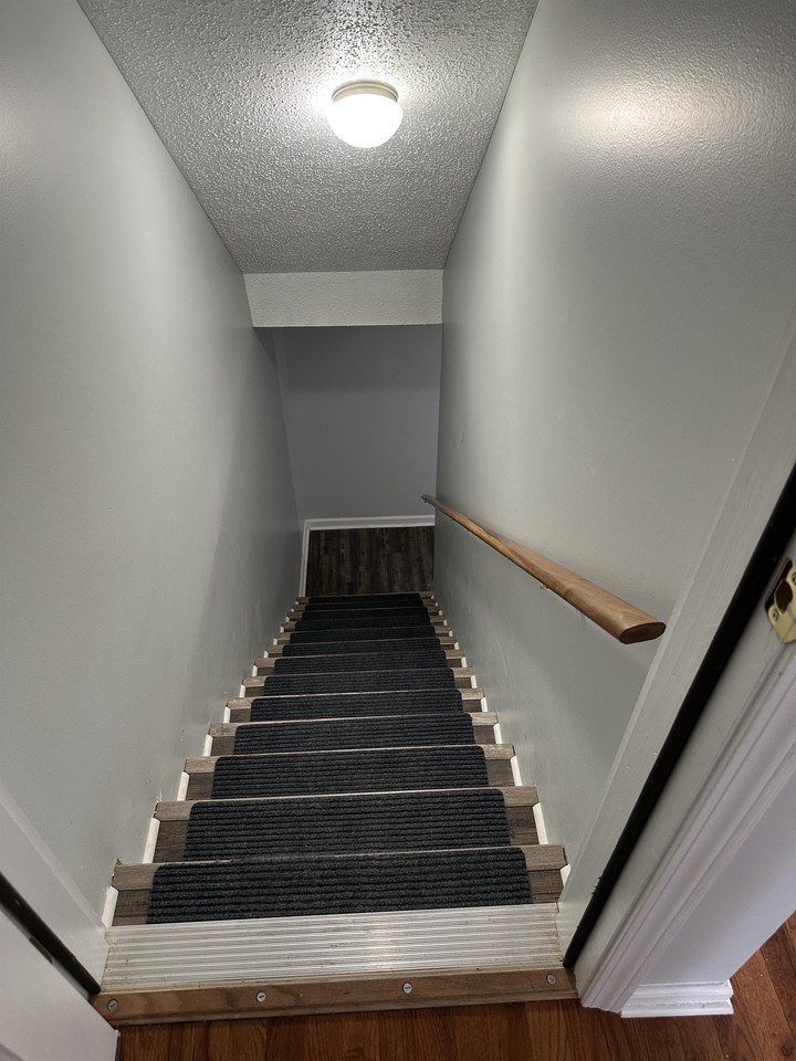 235 Amanda Ln #2 - Photo 7 of 44