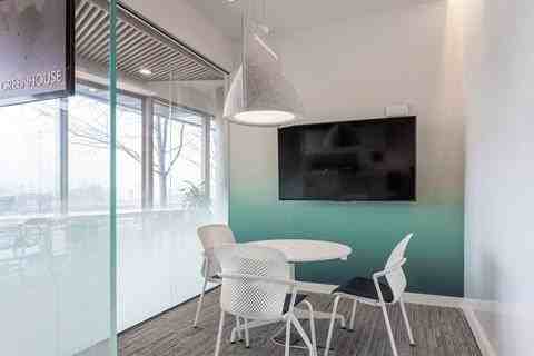 22 Ne 2nd Ave - Photo 2 of 33