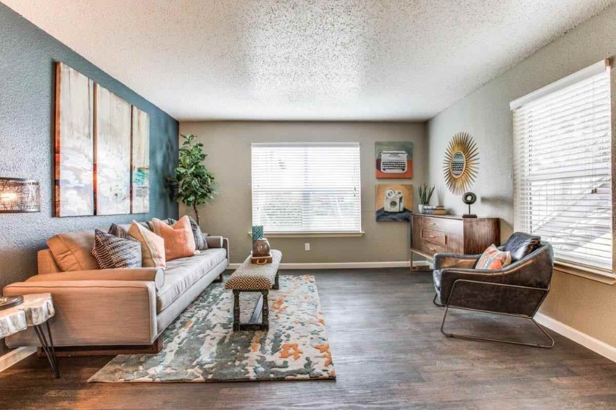 201 S Clark Rd - Photo 6 of 17