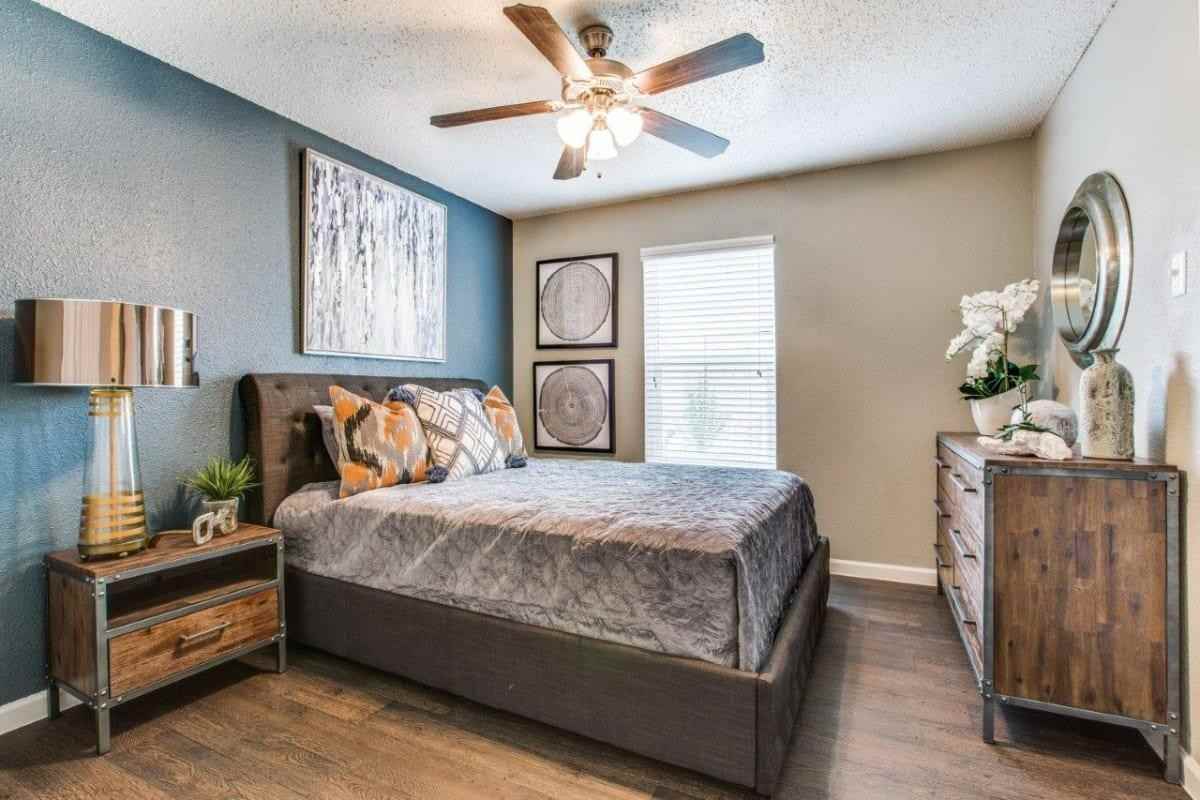 201 S Clark Rd - Photo 4 of 17