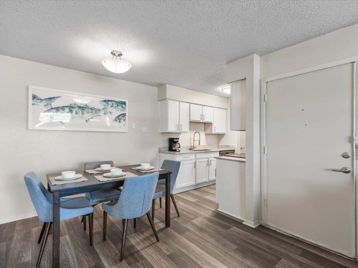 201 S Clark Rd - Photo 5 of 17