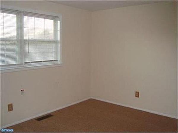 Medford Mills Complex - Photo 2 of 4