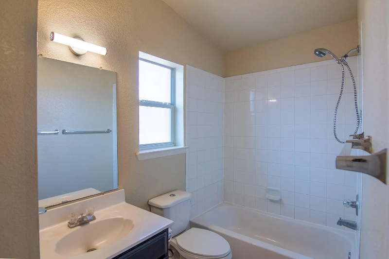 6217 Arch Bridge Dr - Photo 4 of 4