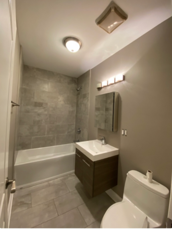 6236 S King Dr - Photo 7 of 9