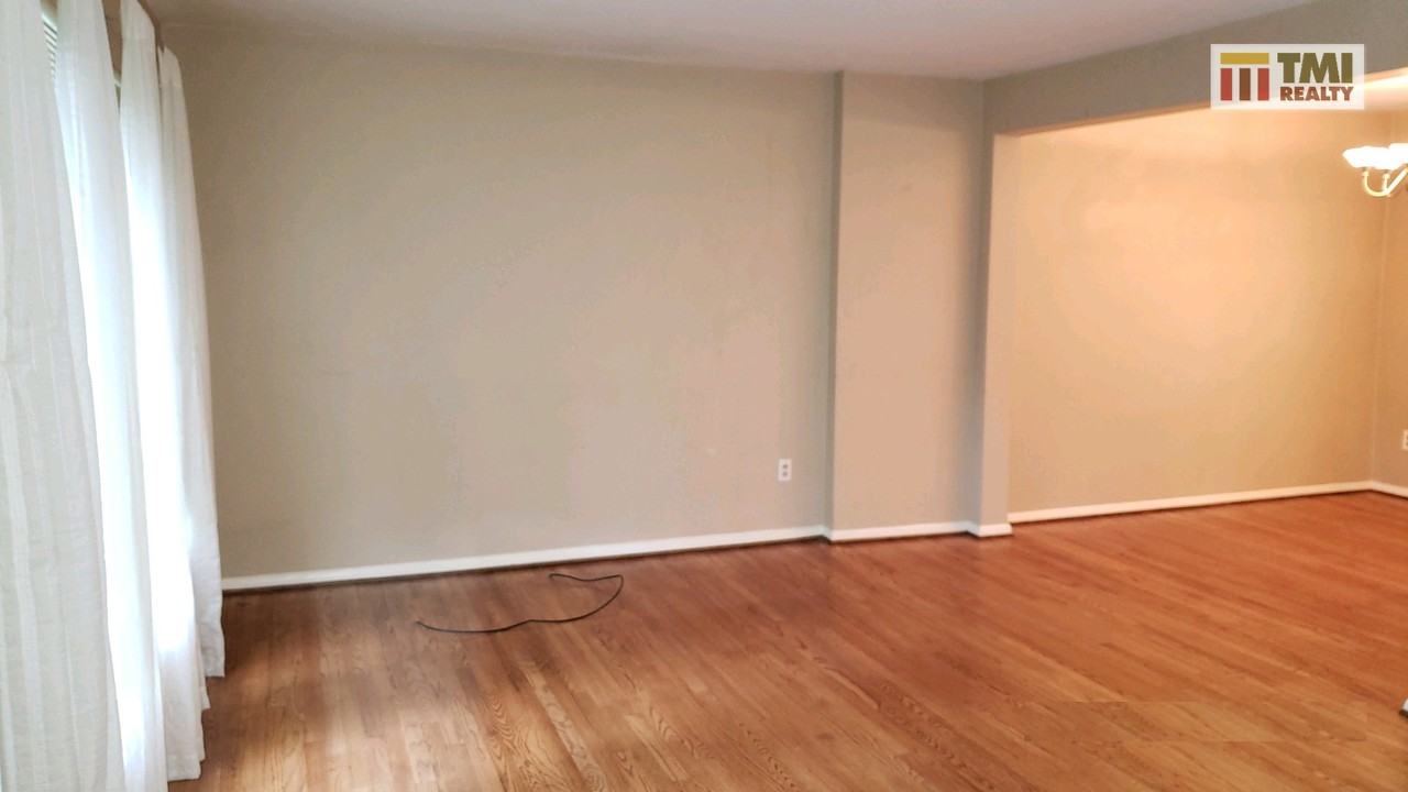 22833 Lakeshore Dr #1 - Photo 6 of 30