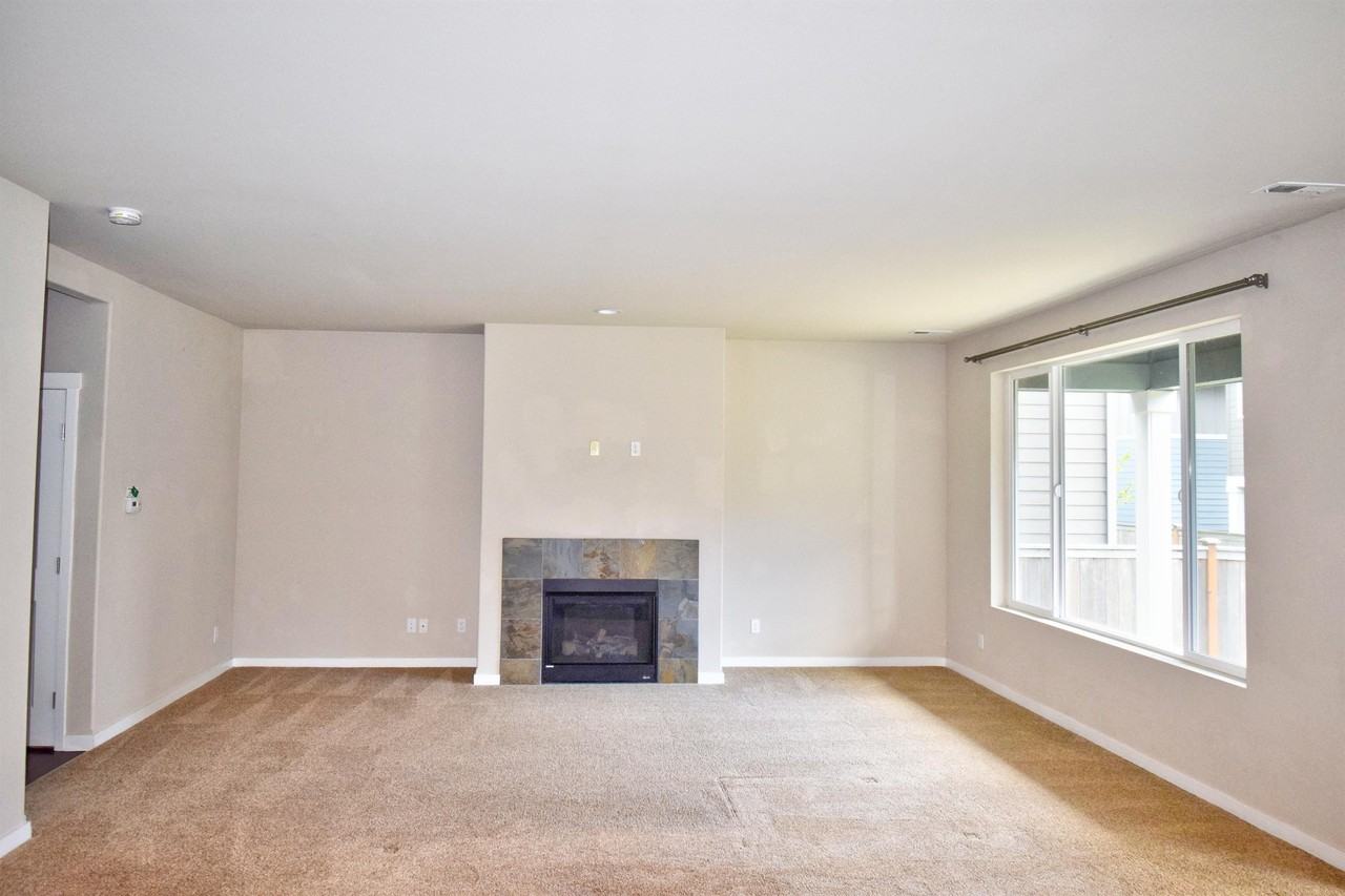 5207 51st Way Se #1 - Photo 7 of 22