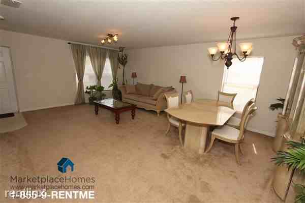 204 Dryden Cir - Photo 3 of 14