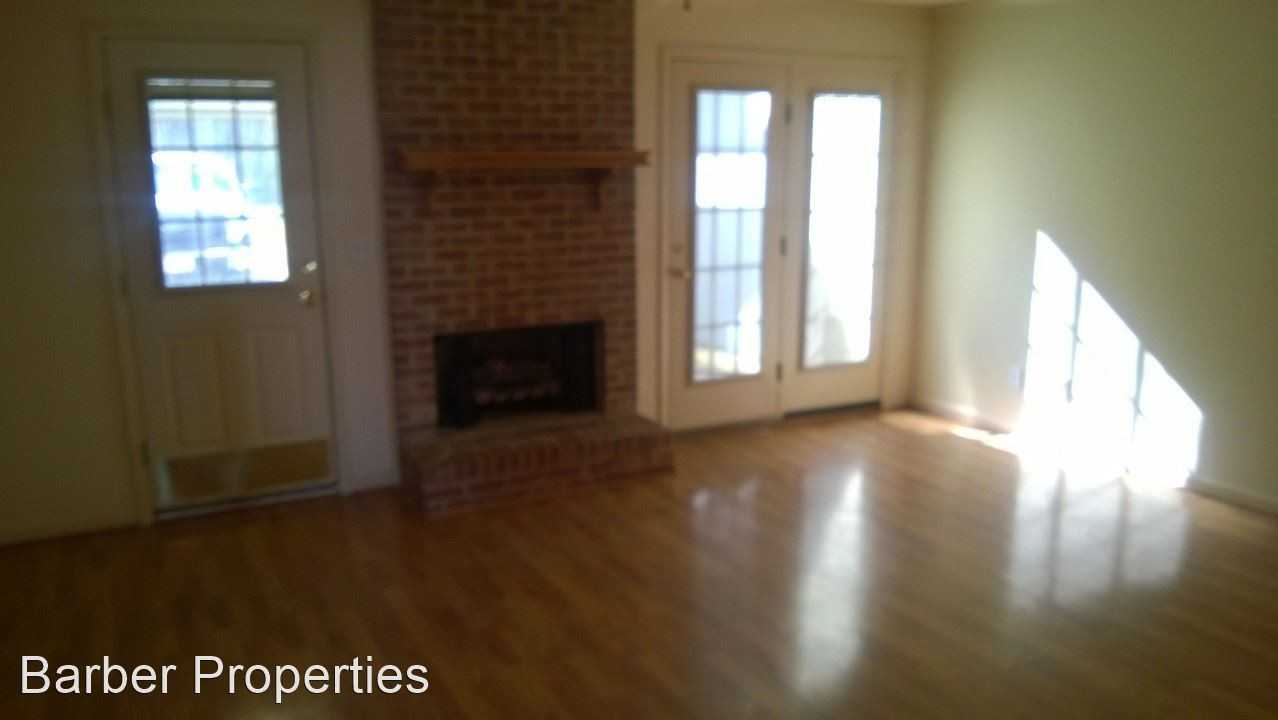 366 Cobblestone Way - Photo 2 of 7