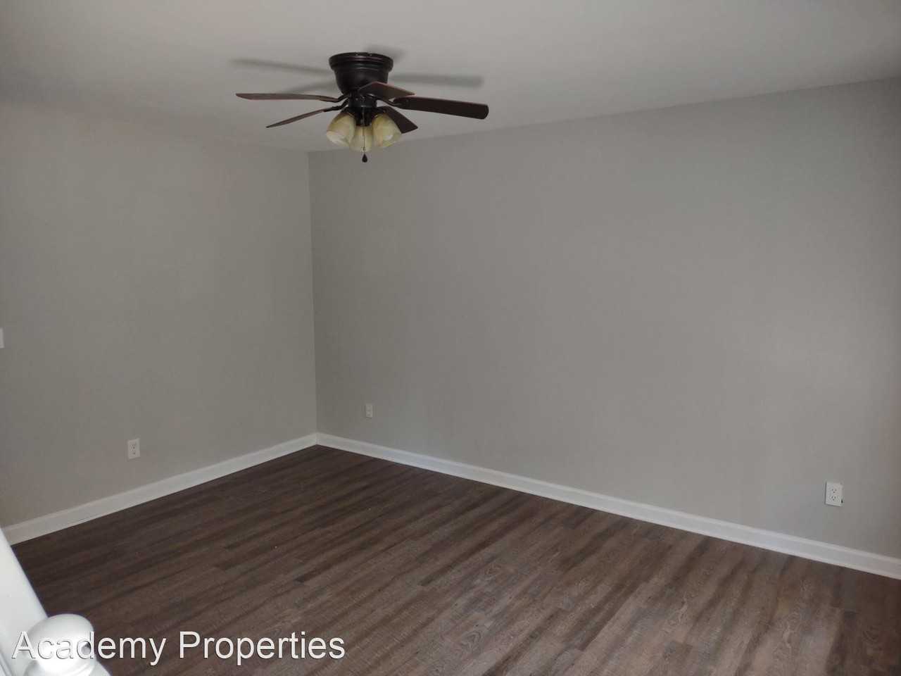 130 Meadowbrook Court - Photo 2 of 4