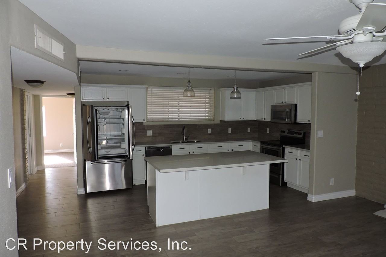 14825 N Mauna Loa Ln - Photo 2 of 17