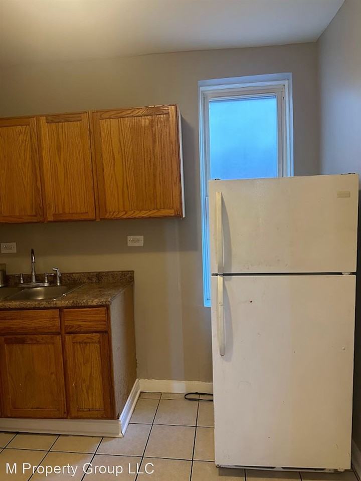 4858 S Princeton Ave - Photo 2 of 11