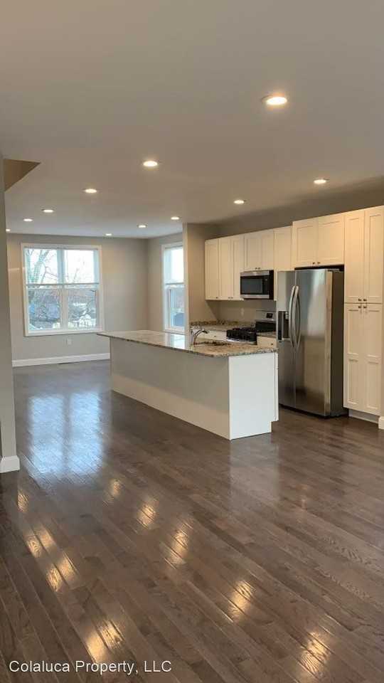 26 Clyde St - Photo 3 of 21