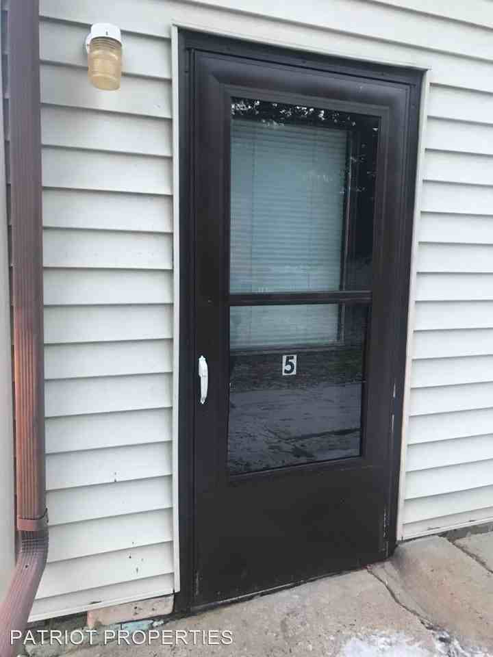 119 E Logan St - Photo 2 of 20