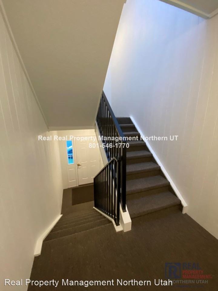 3003 Taylor Ave #5 - Photo 3 of 16