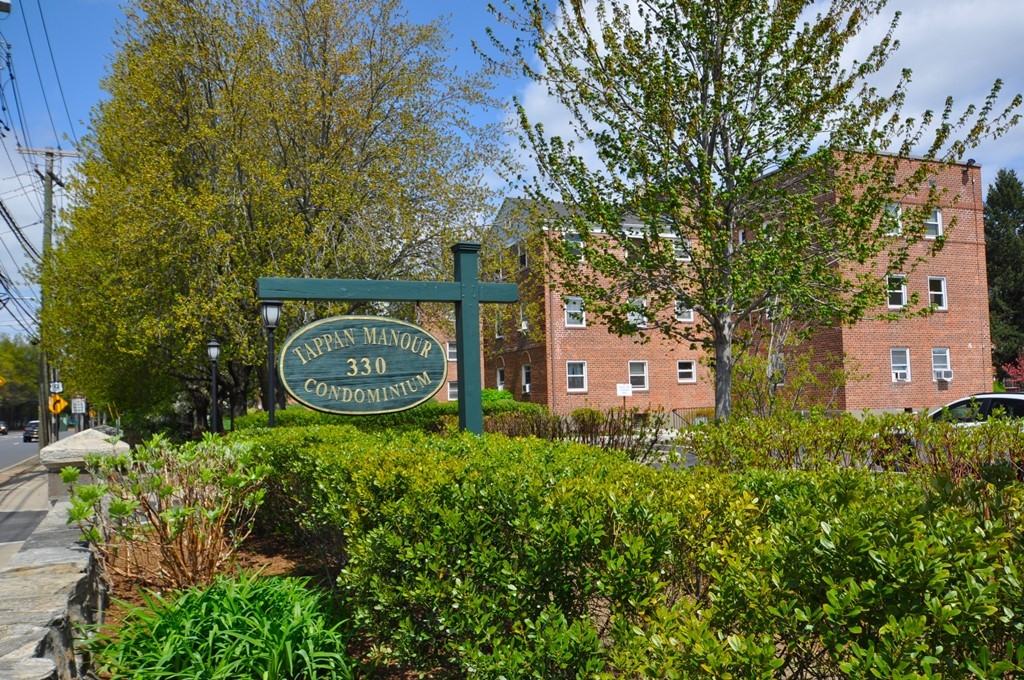 330 South Broadway Unit #G6 - Photo 2 of 29