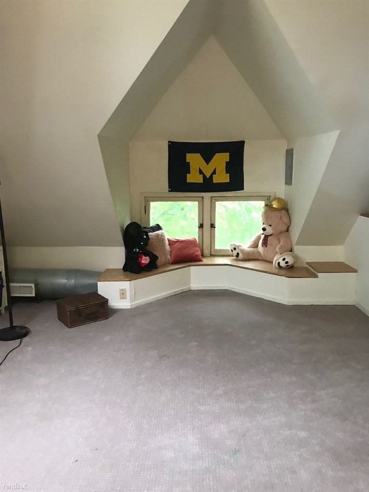 820 W Huron St - Photo 2 of 24