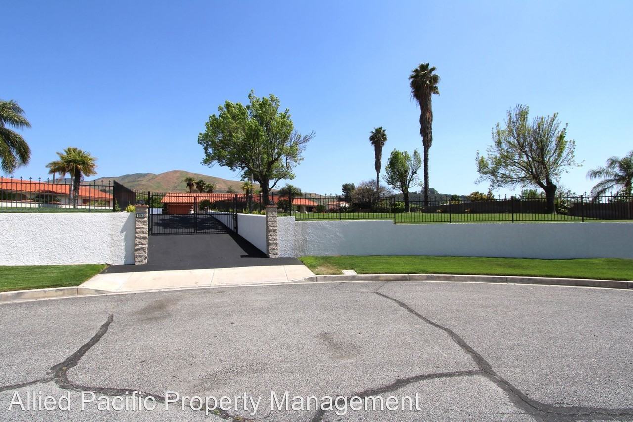 1060 Linda Ave - Photo 3 of 40