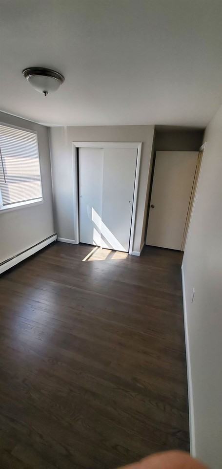 Rockwell Pointe Apartments - Photo 2 of 24