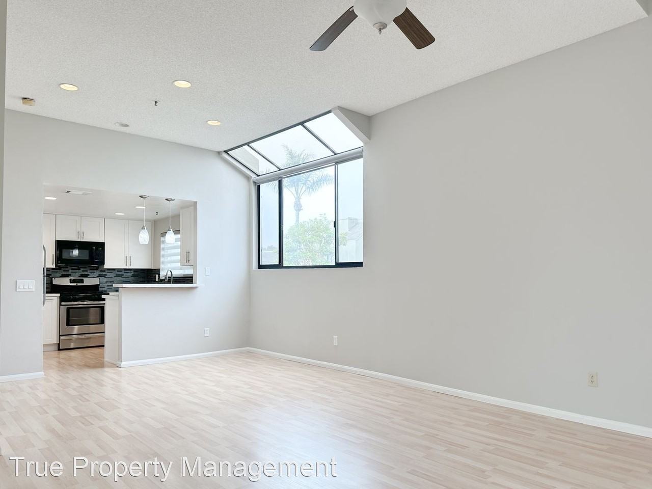 17652 Sergio Cir #201 - Photo 3 of 27