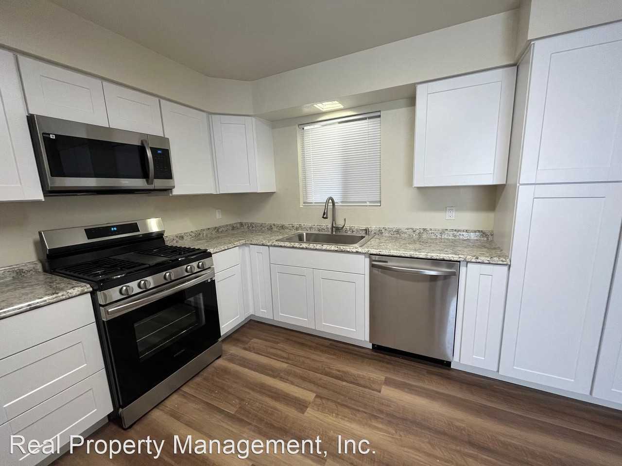 20551 Hudson St - Photo 3 of 16