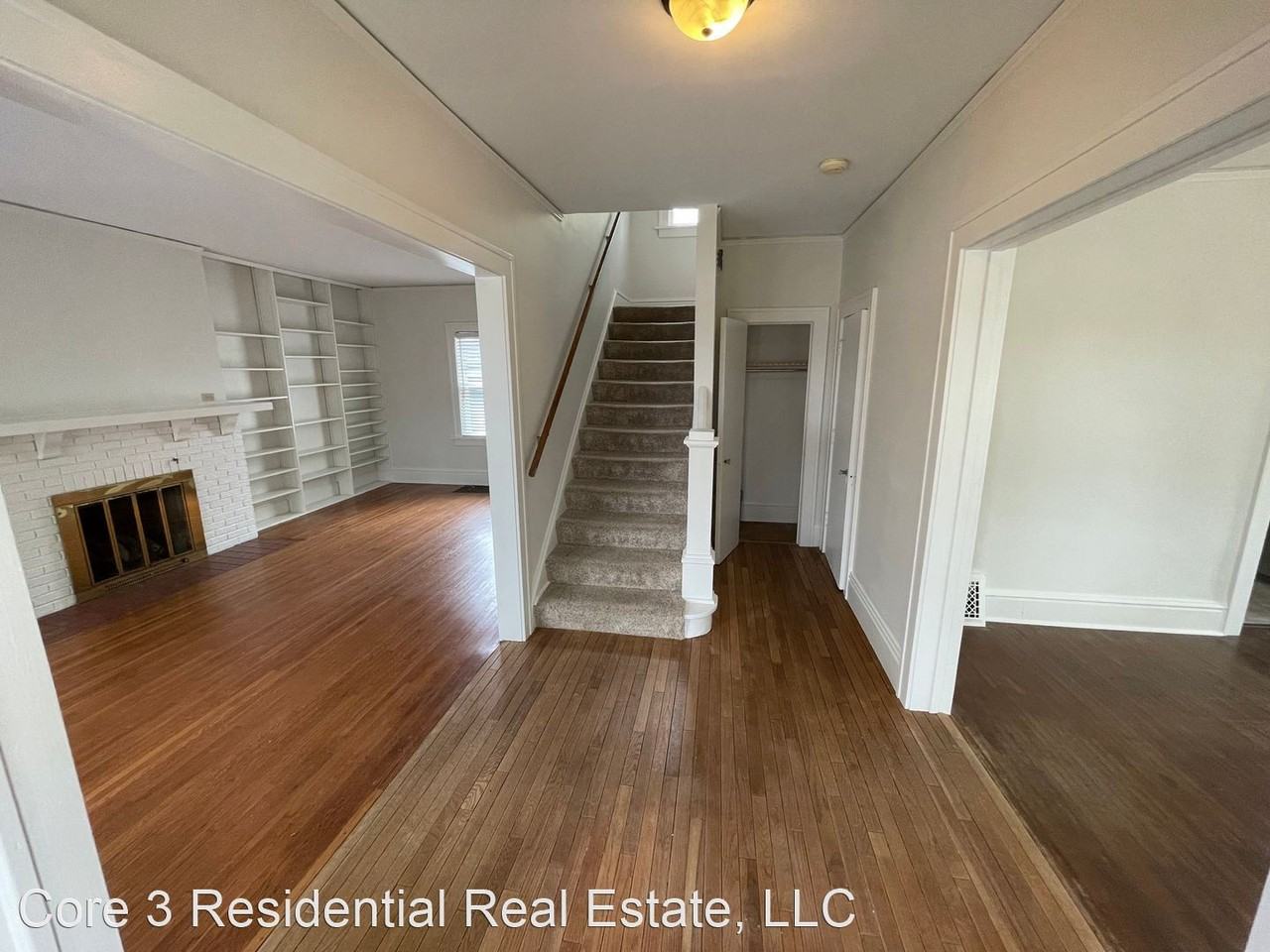 1701 E Washington St - Photo 2 of 24