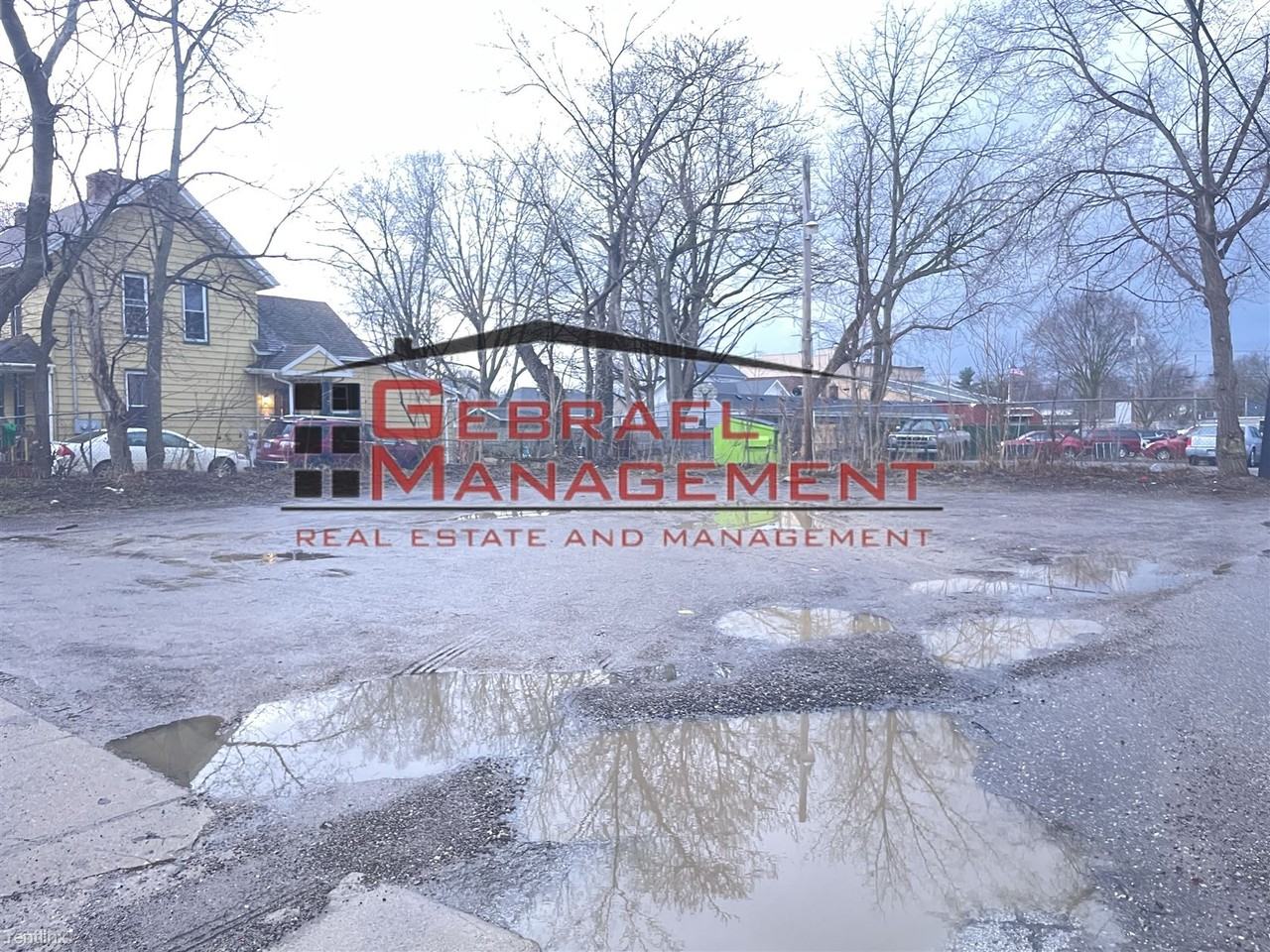805 W Main St - Photo 2 of 16