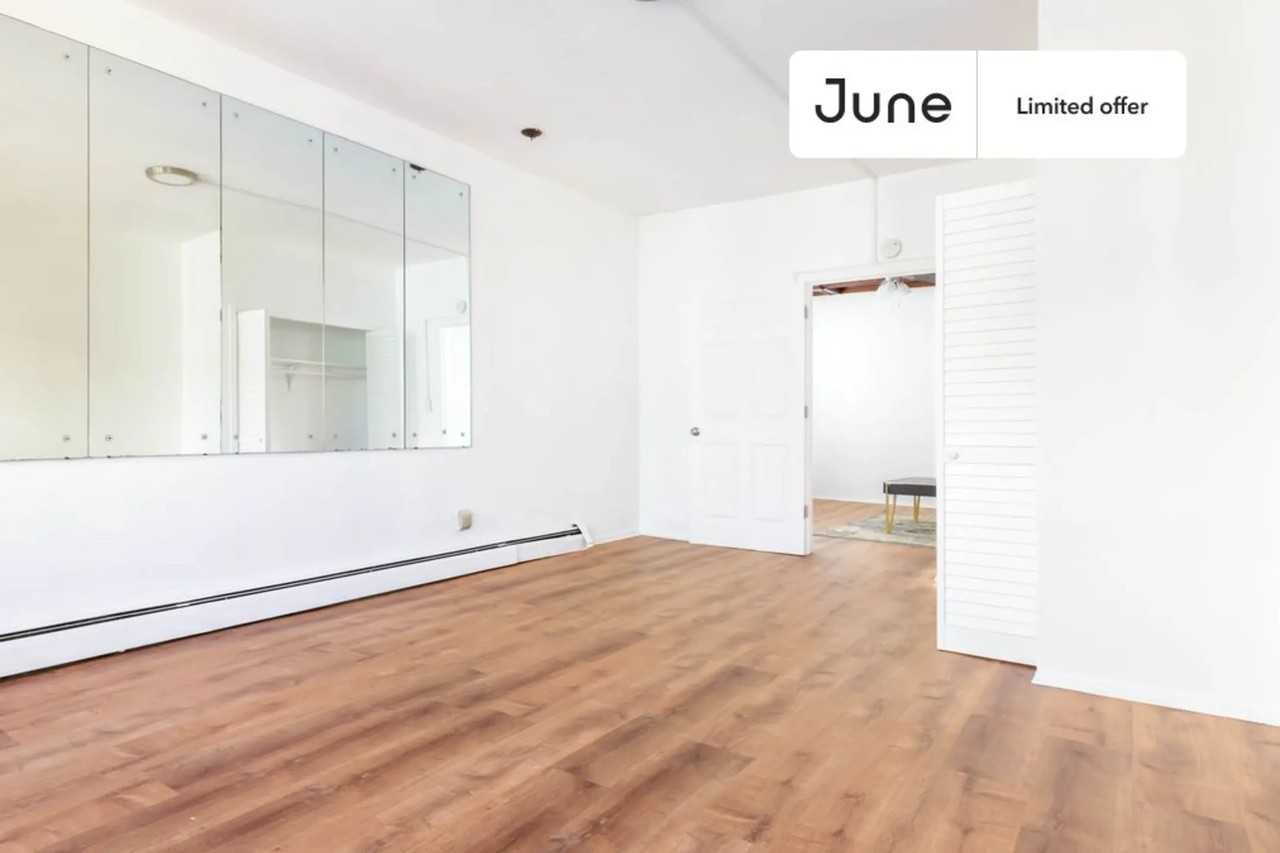 Room for rent. 51 Audubon Avenue - Photo 3 of 18