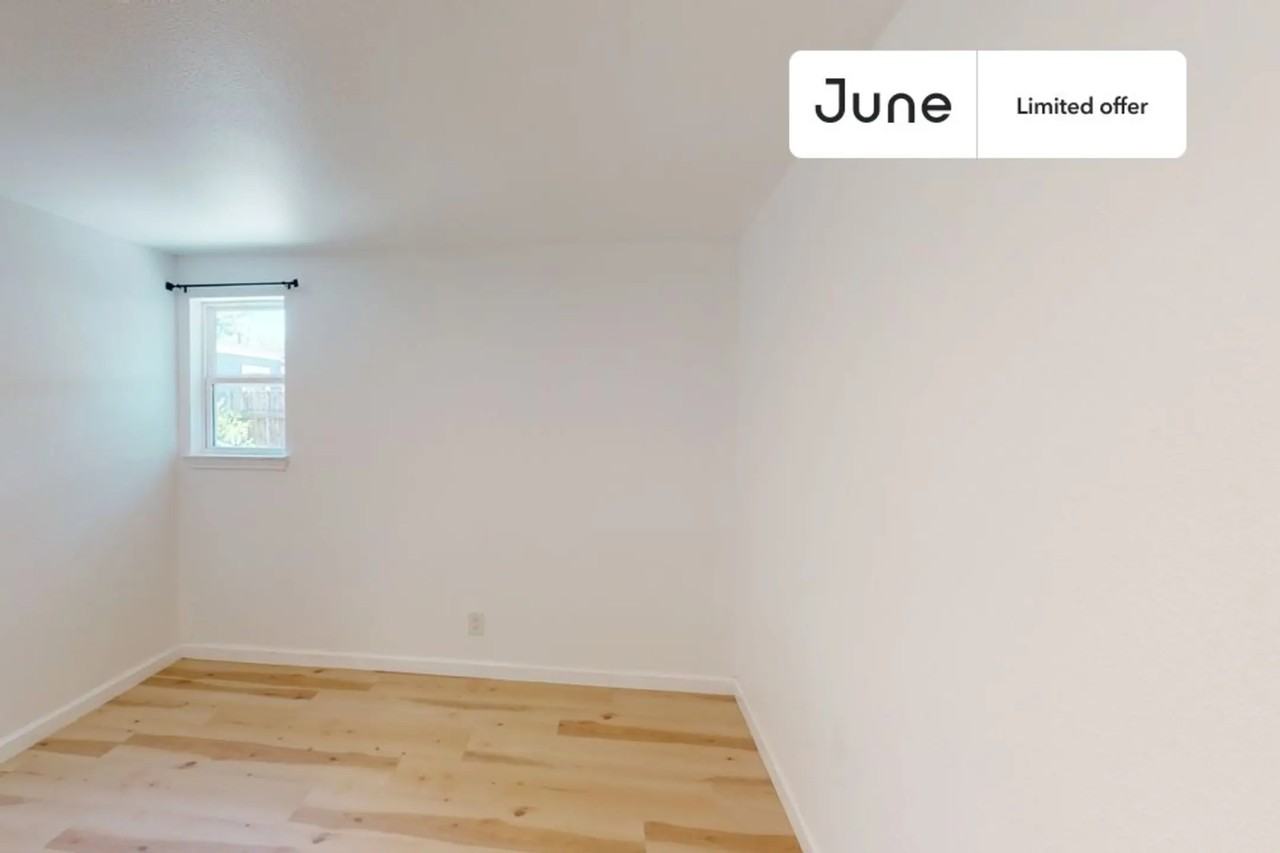 Room for rent. 1118 Ebert Avenue - Photo 3 of 13