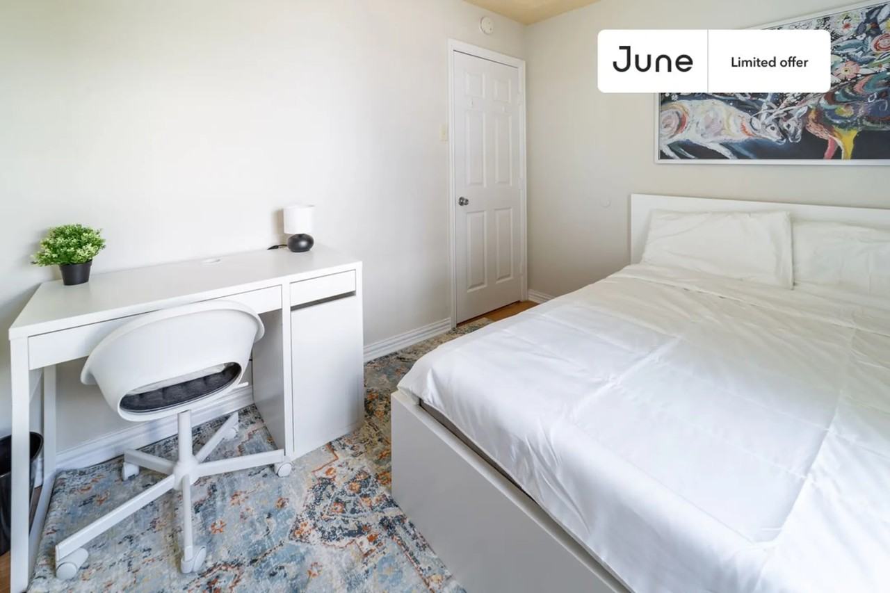 Room for rent. 2600 E 17th Street - Photo 3 of 20