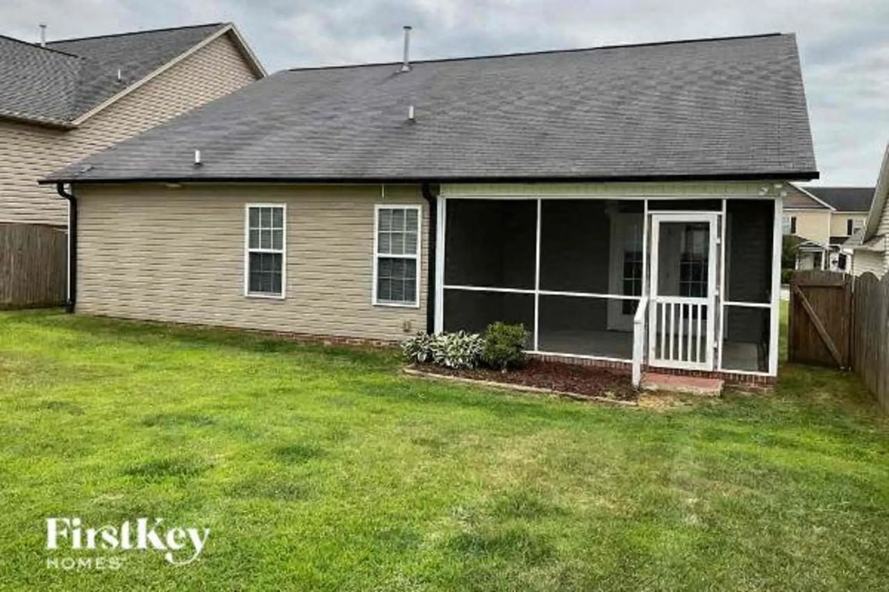 419 Inlet Place Dr - Photo 2 of 11