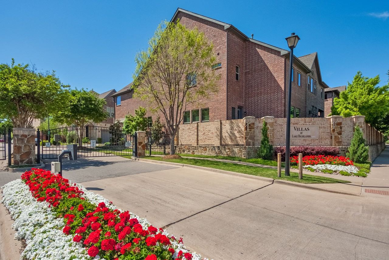 8644 Thorbrush Pl - Photo 2 of 39