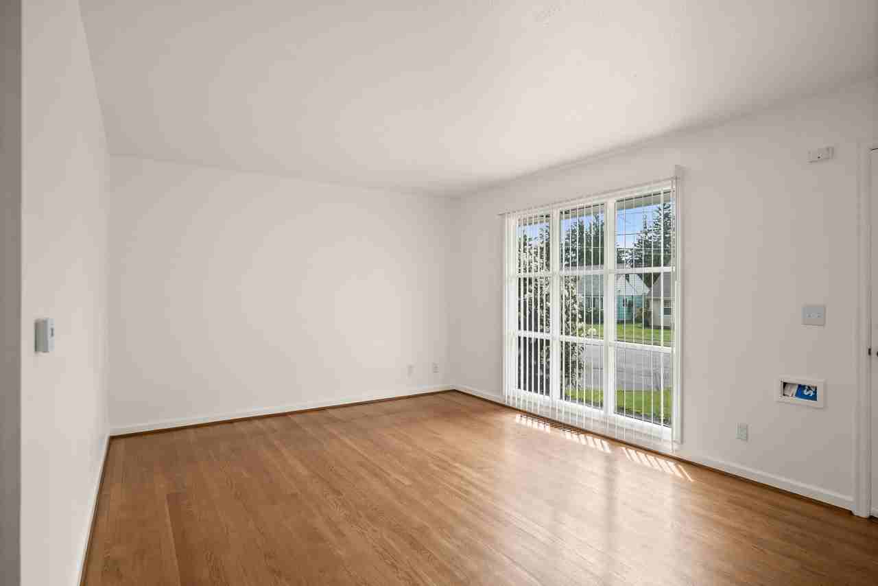 8907 Ne Schuyler St - Photo 3 of 18