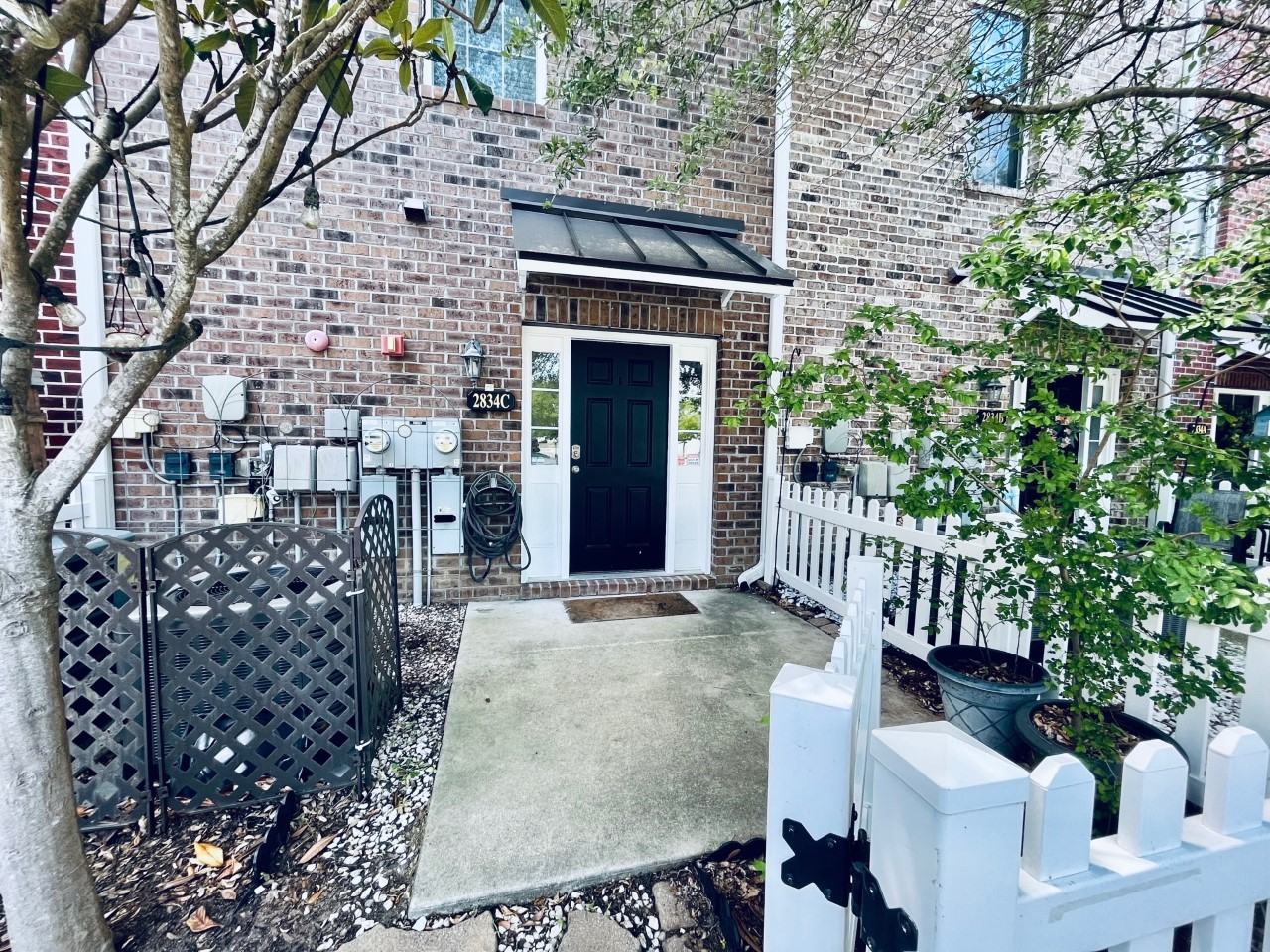 2834 Howard Ave #C - Photo 5 of 24