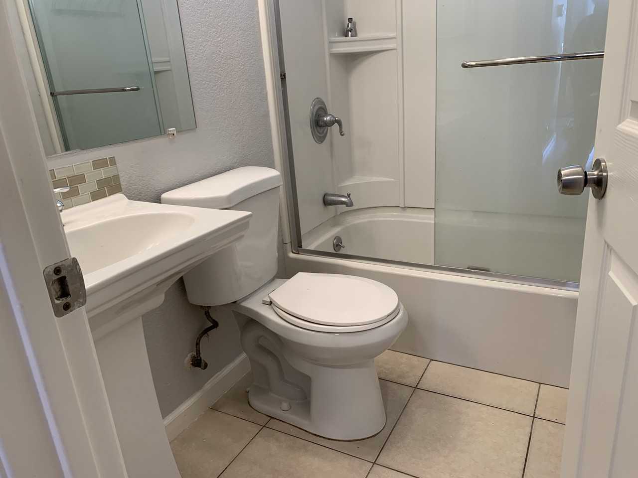 136 S 6Th Ave - Photo 7 of 7